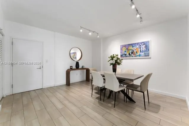 1600 SW 1st Avenue #707