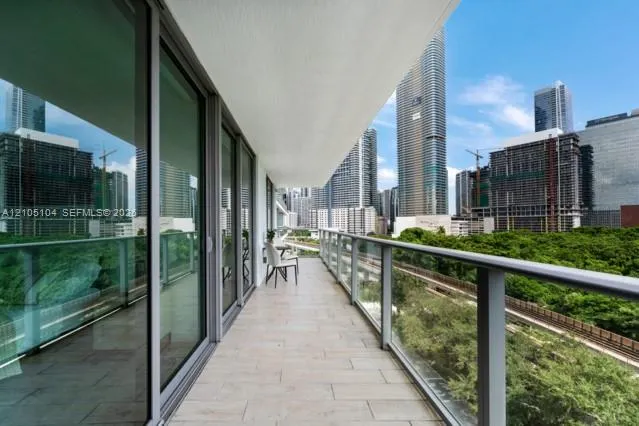 1600 SW 1st Avenue #707