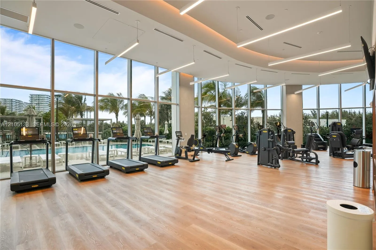 2411 Laguna Circle #1505