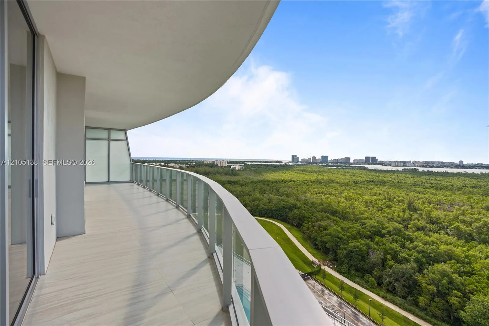 2411 Laguna Circle #1505