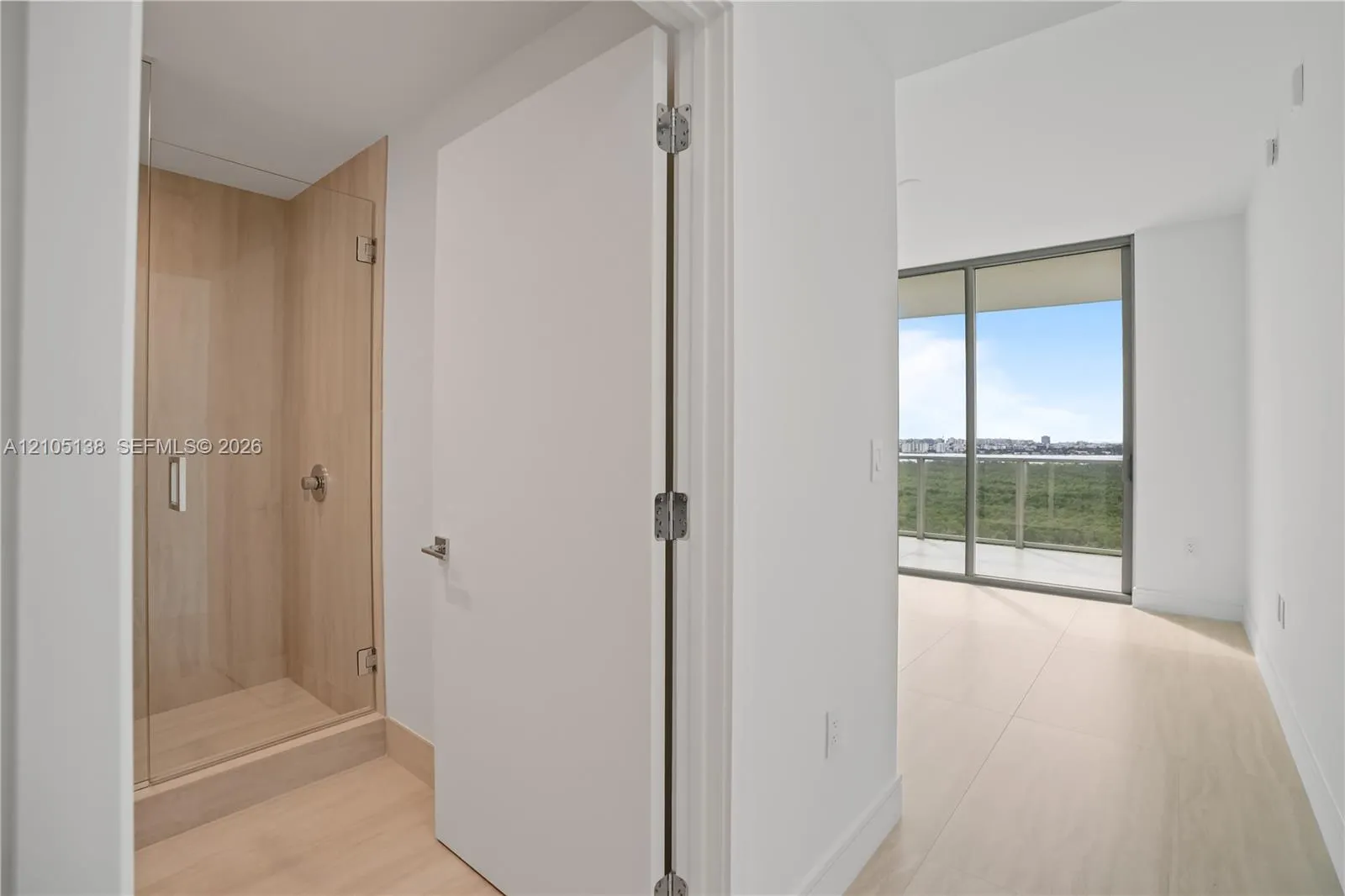 2411 Laguna Circle #1505