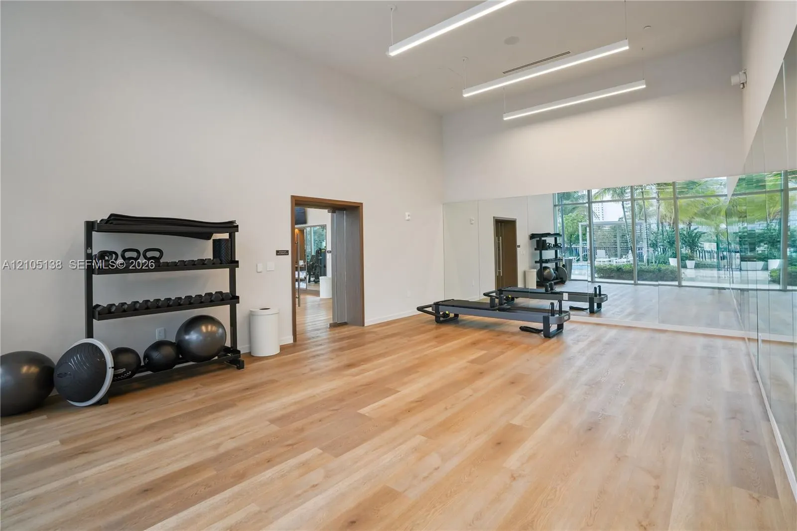 2411 Laguna Circle #1505