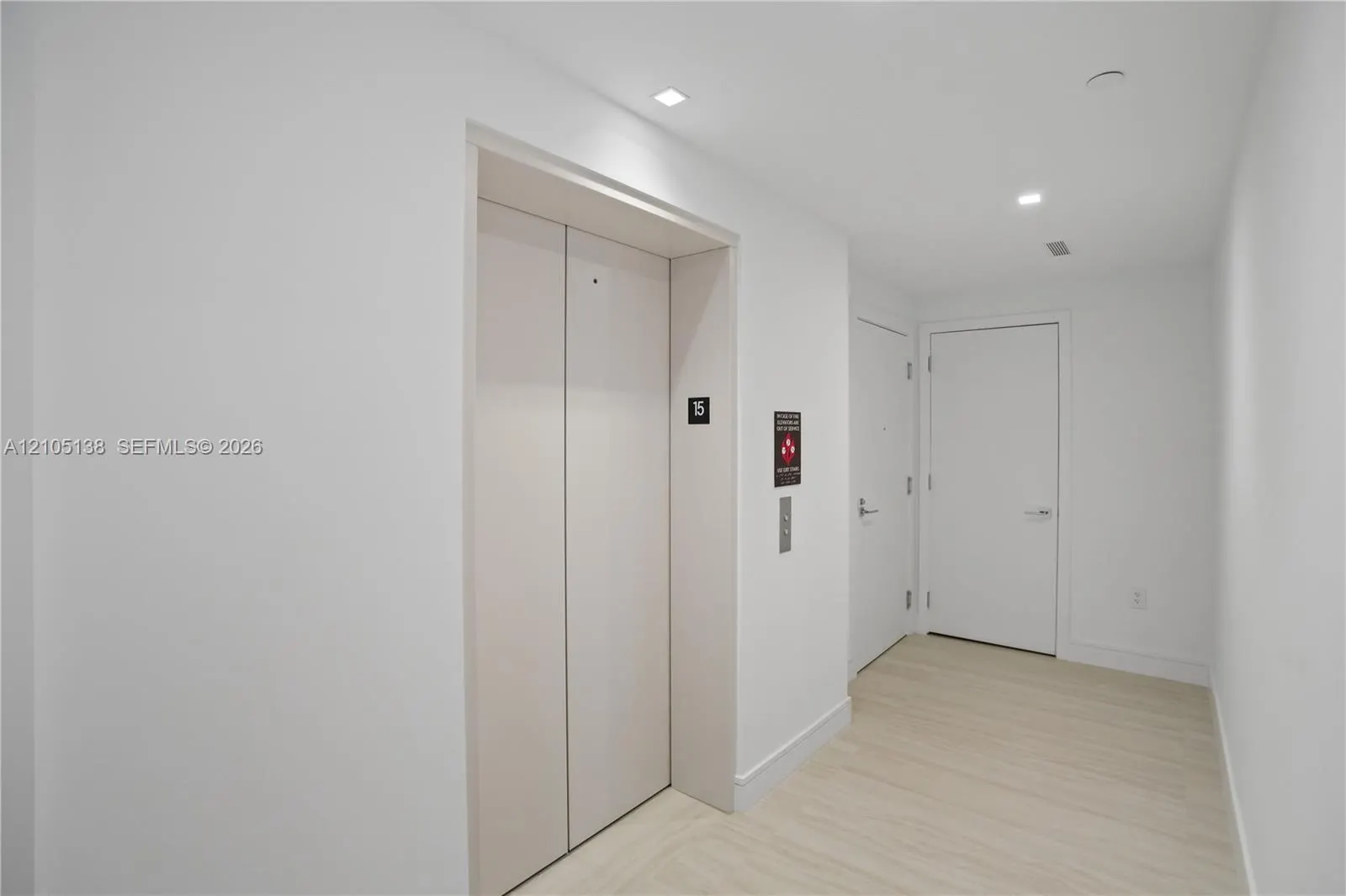 2411 Laguna Circle #1505