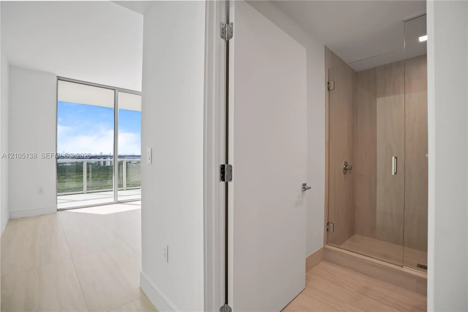 2411 Laguna Circle #1505