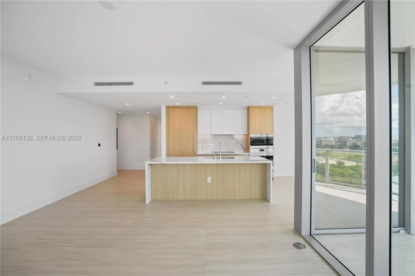 2411 Laguna Circle #1505