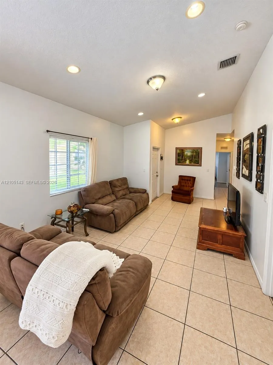 3344 NE 11th Drive