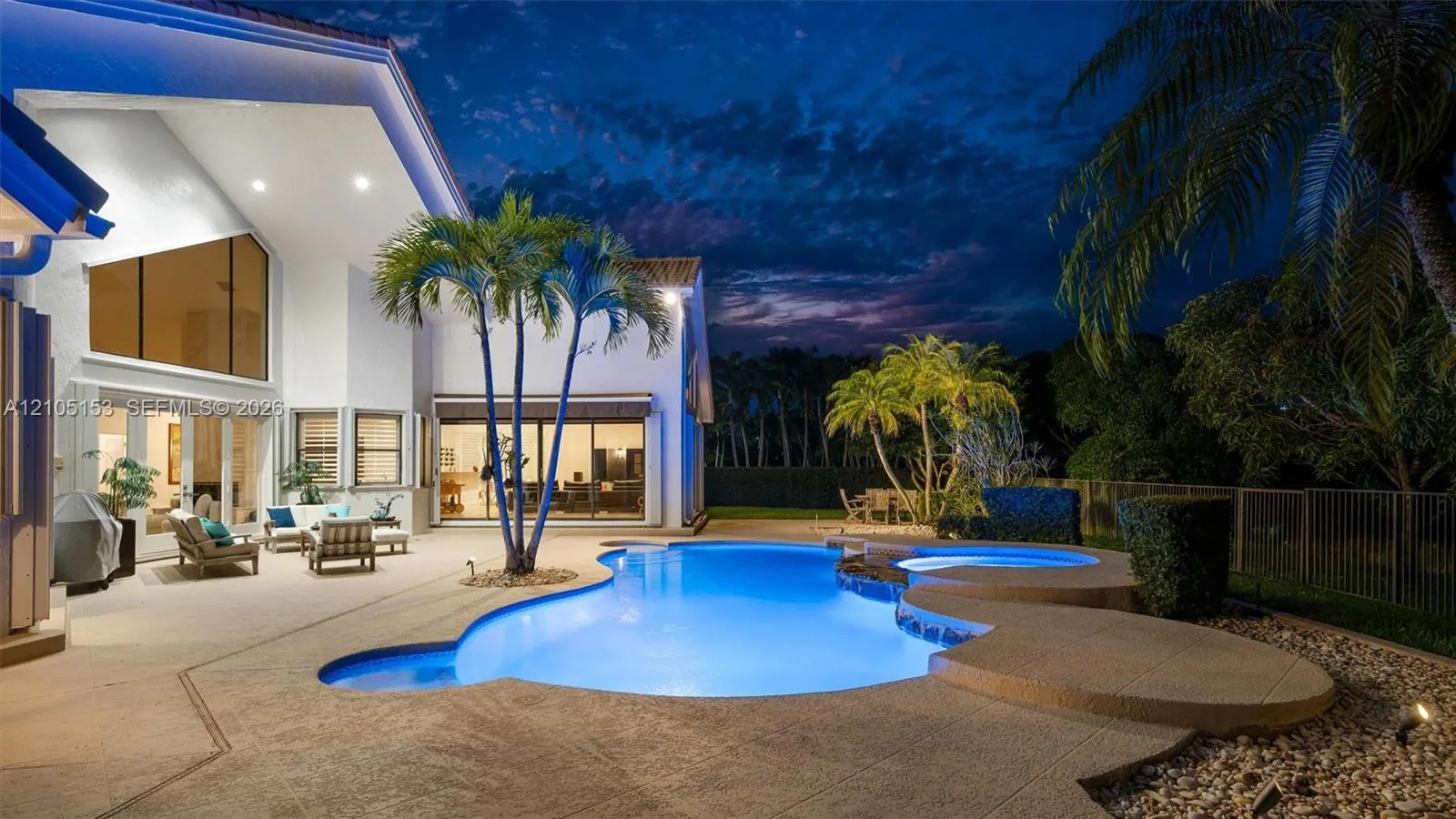 355 Coconut Circle