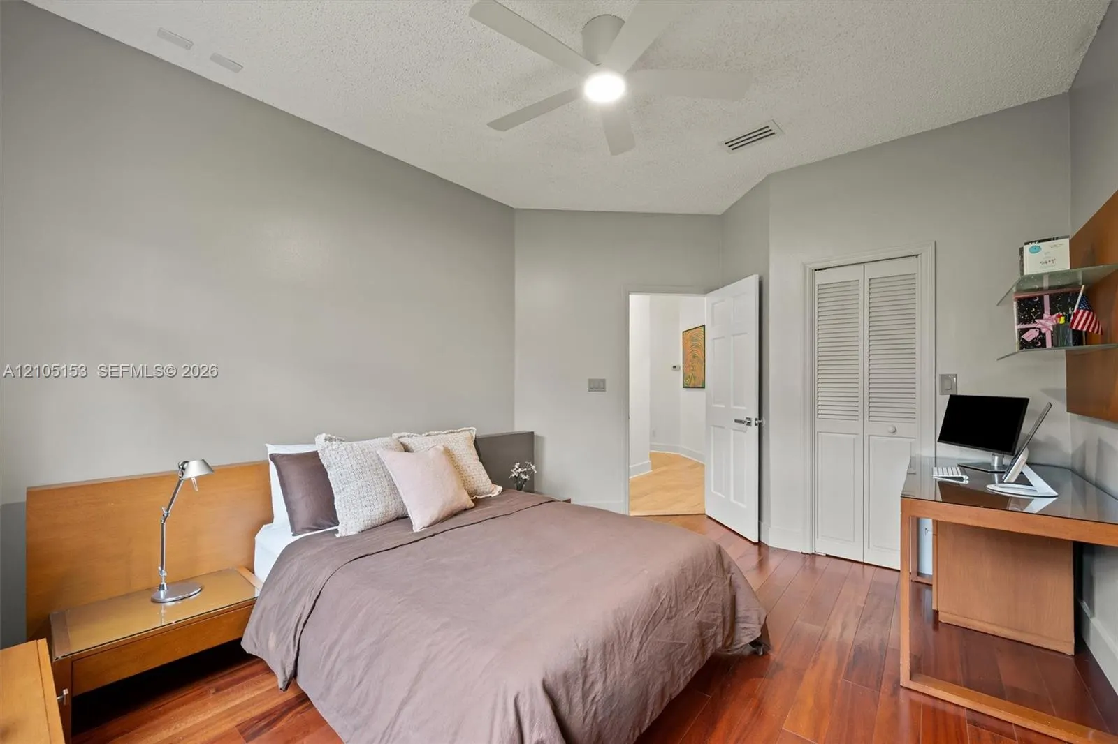 355 Coconut Circle