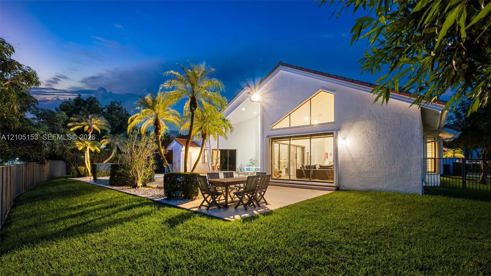 355 Coconut Circle