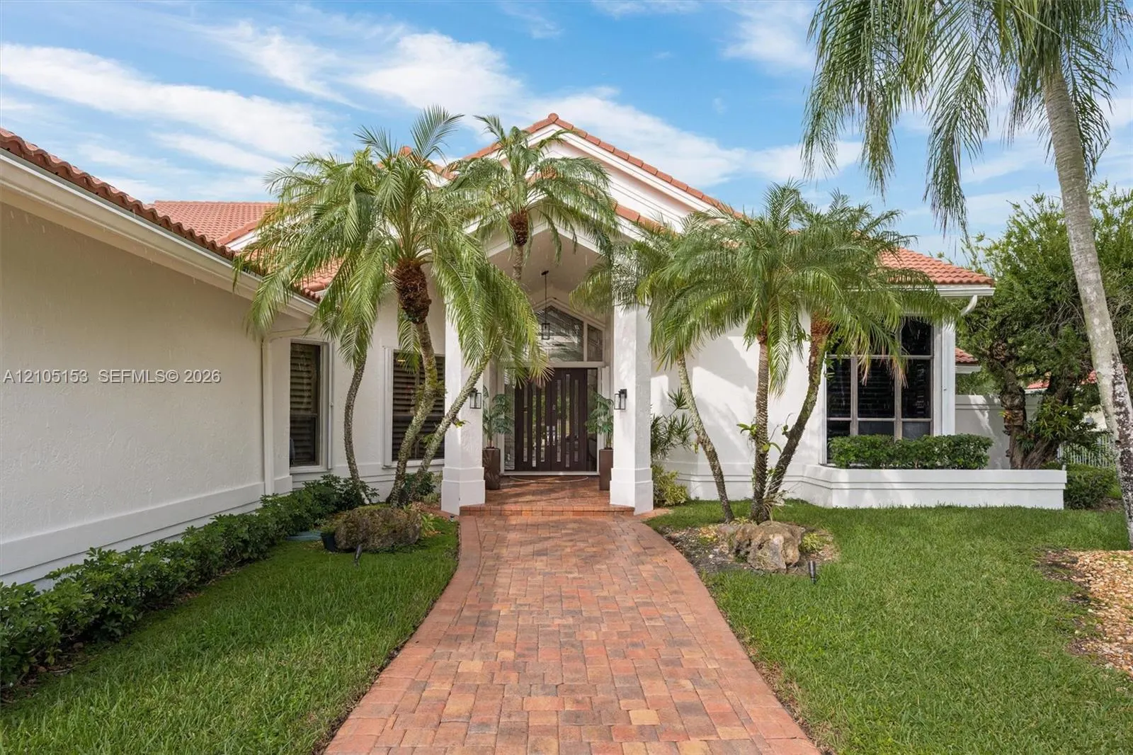 355 Coconut Circle