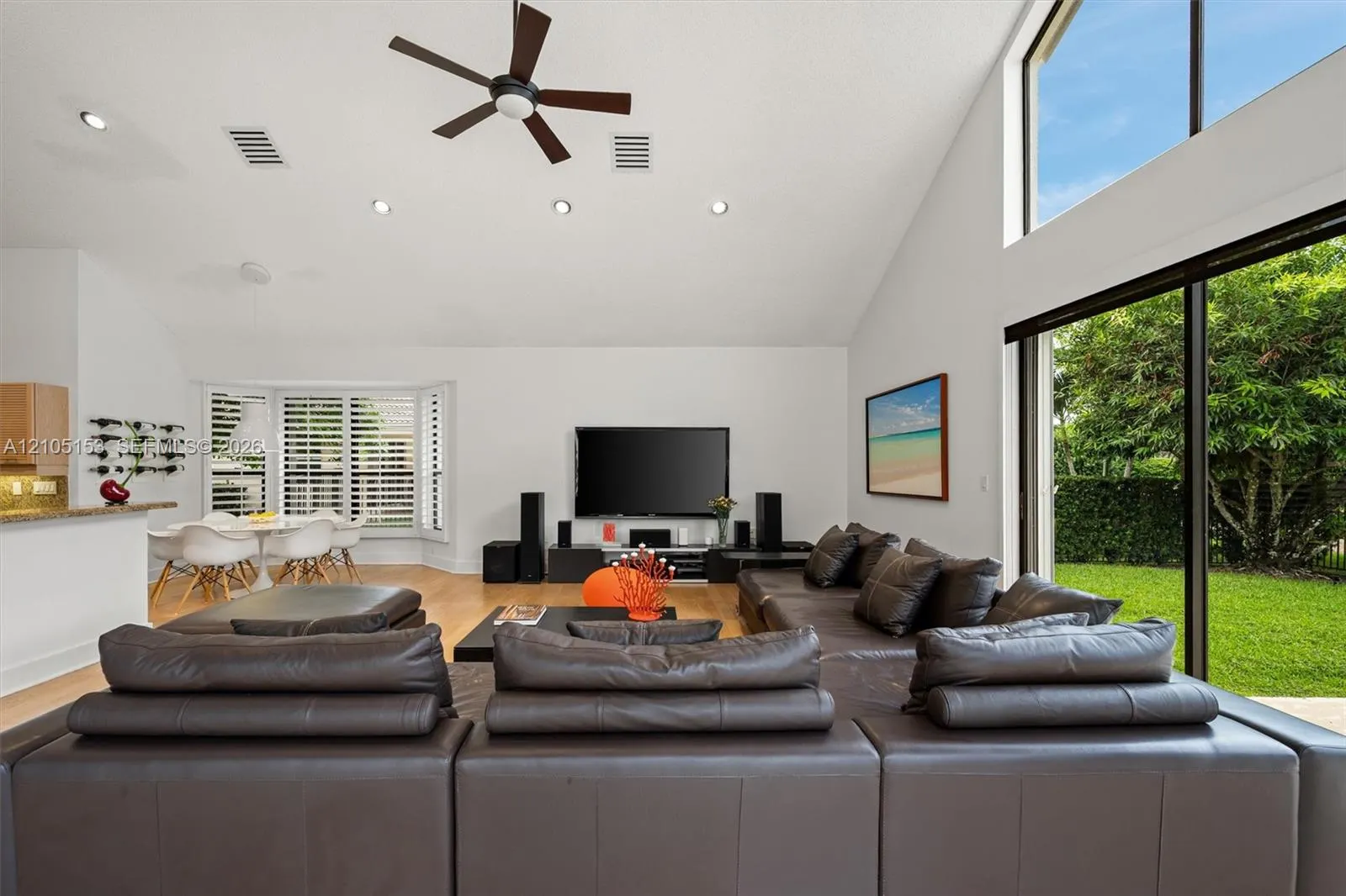 355 Coconut Circle