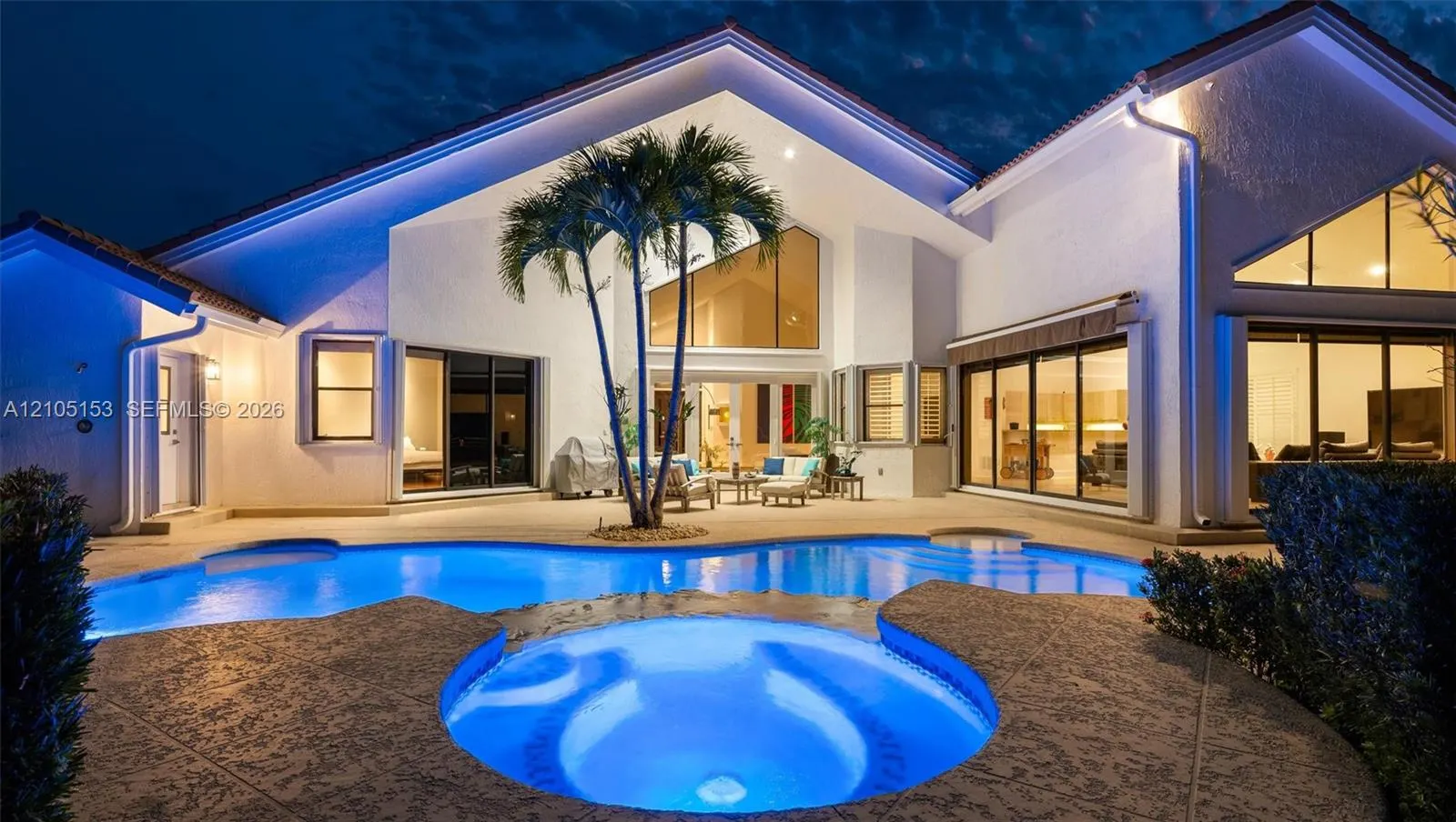 355 Coconut Circle