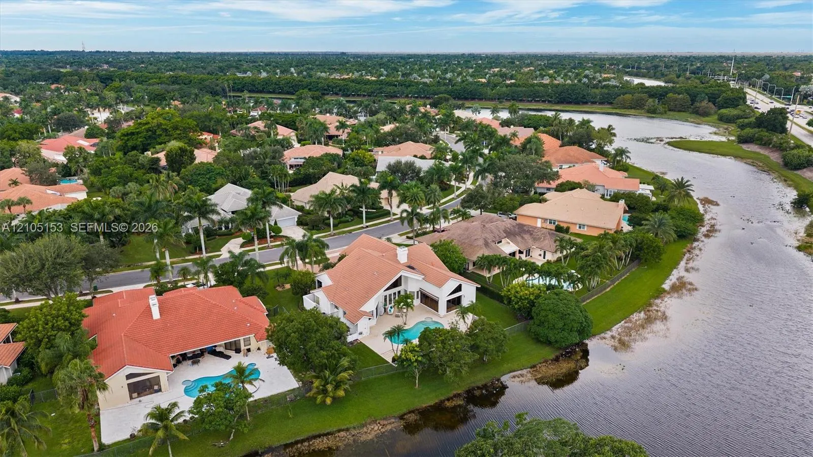 355 Coconut Circle