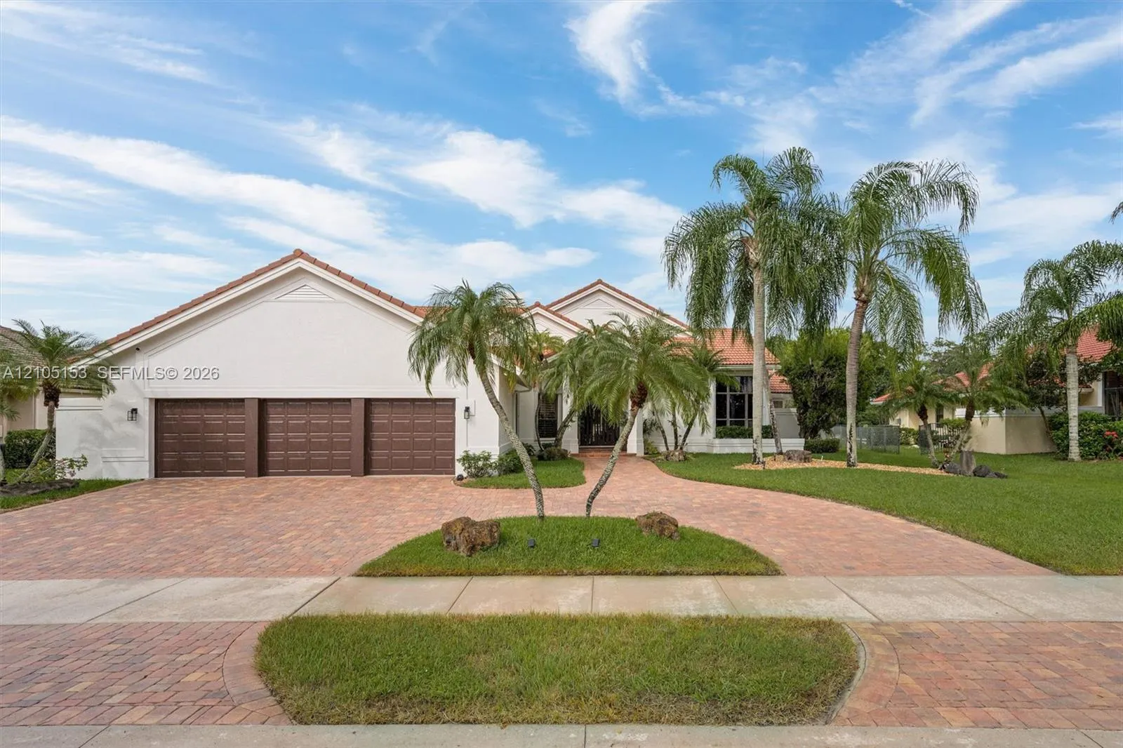355 Coconut Circle