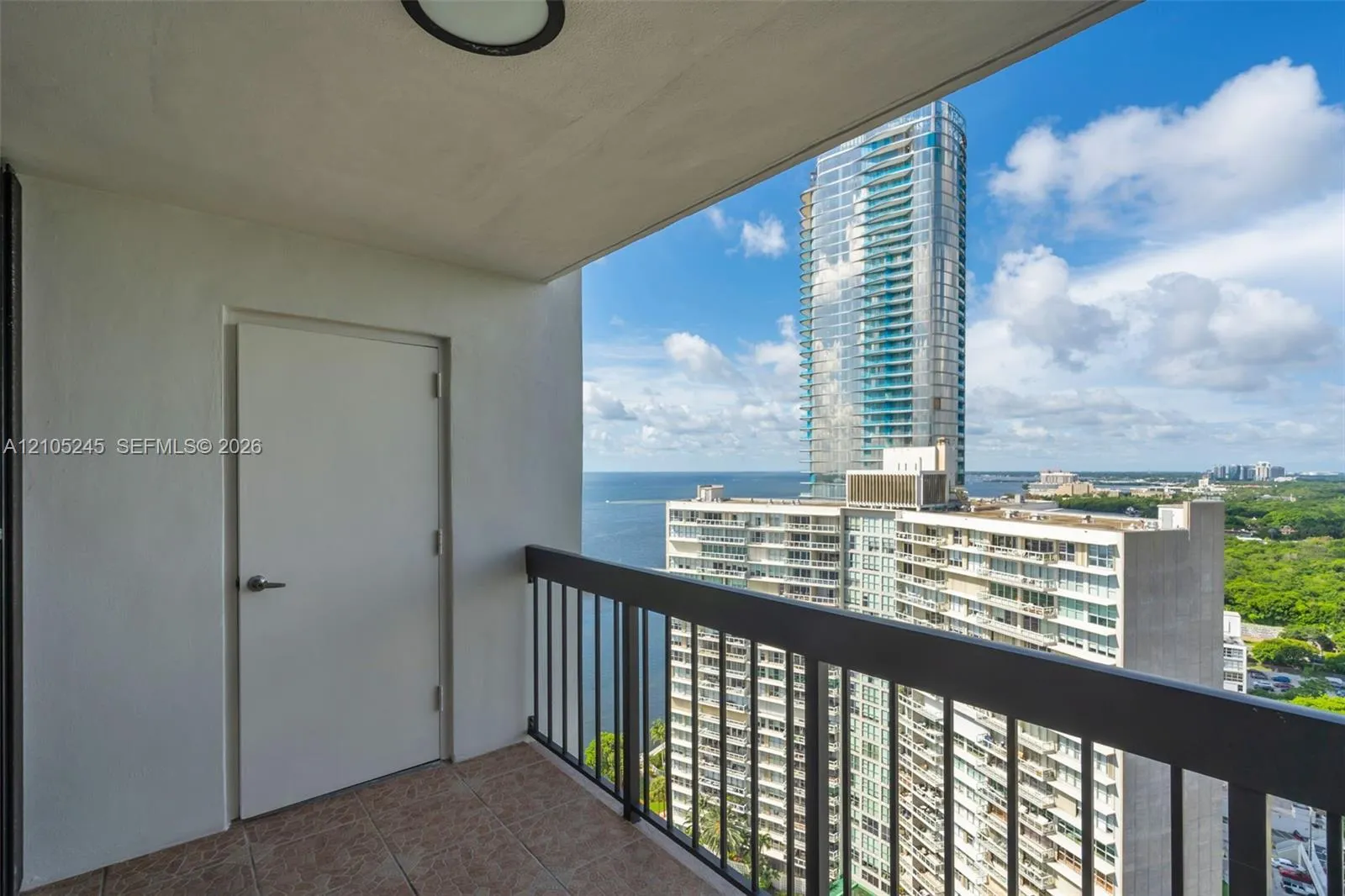 2333 Brickell Avenue #2708