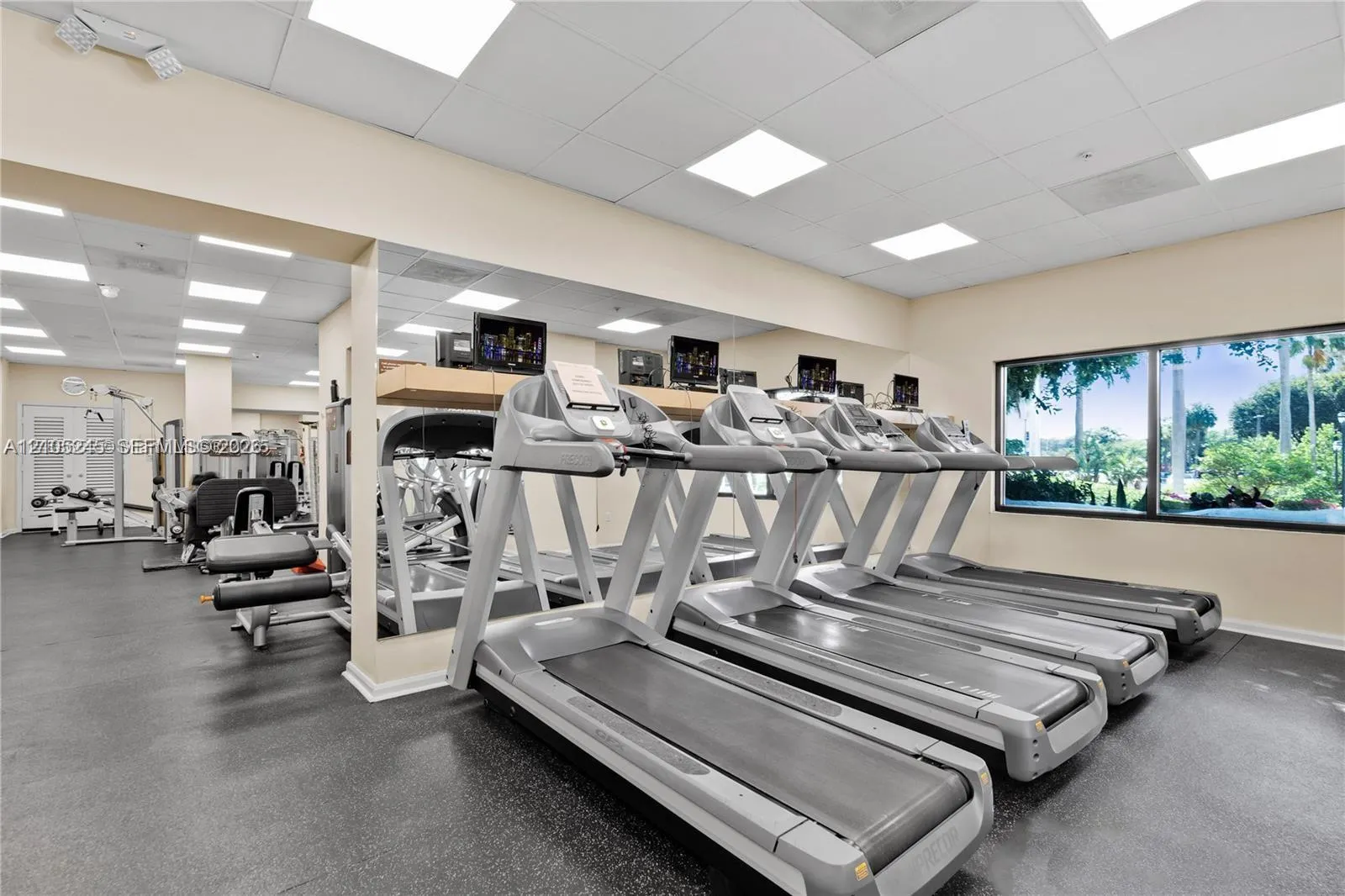 2333 Brickell Avenue #2708