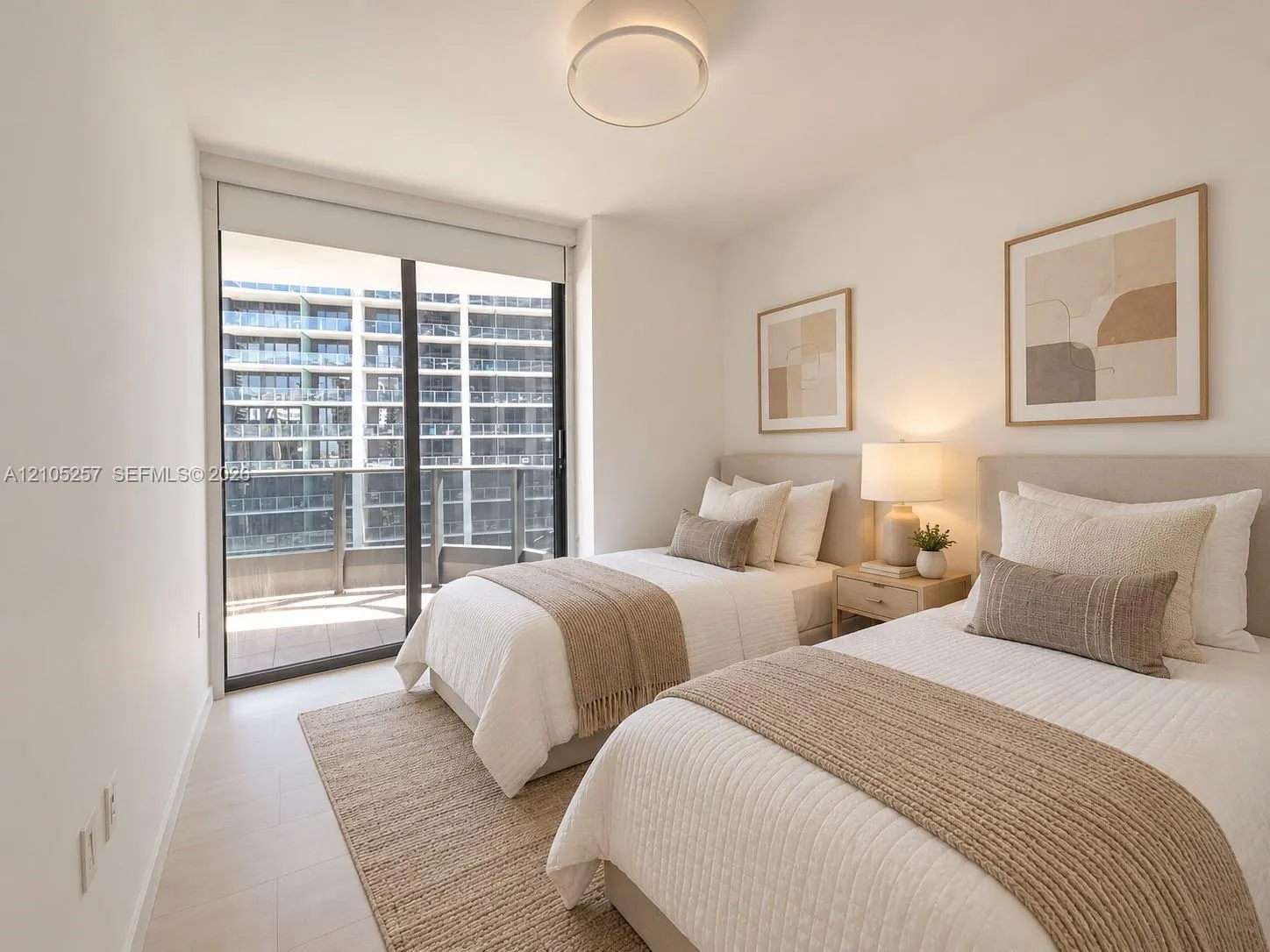 1000 Brickell Plaza #2415