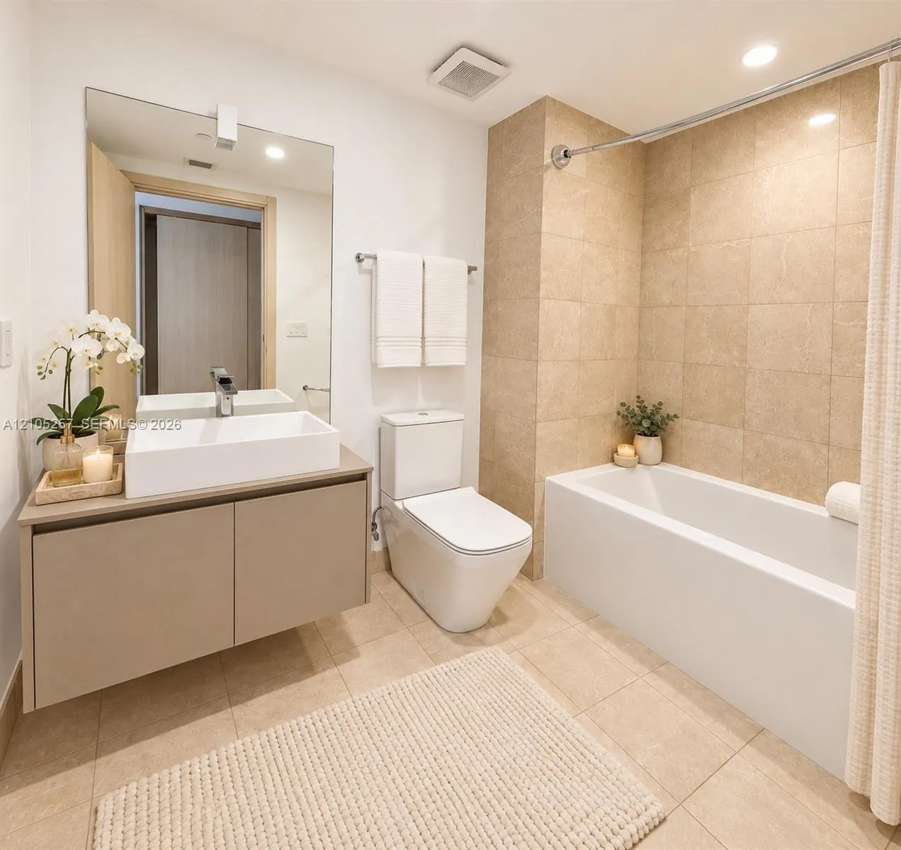 1000 Brickell Plaza #2415