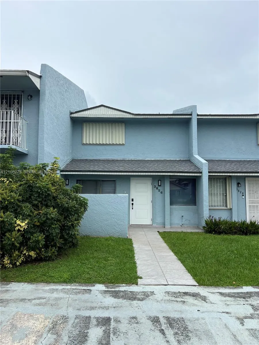 3826 SW 107th Avenue #2-2