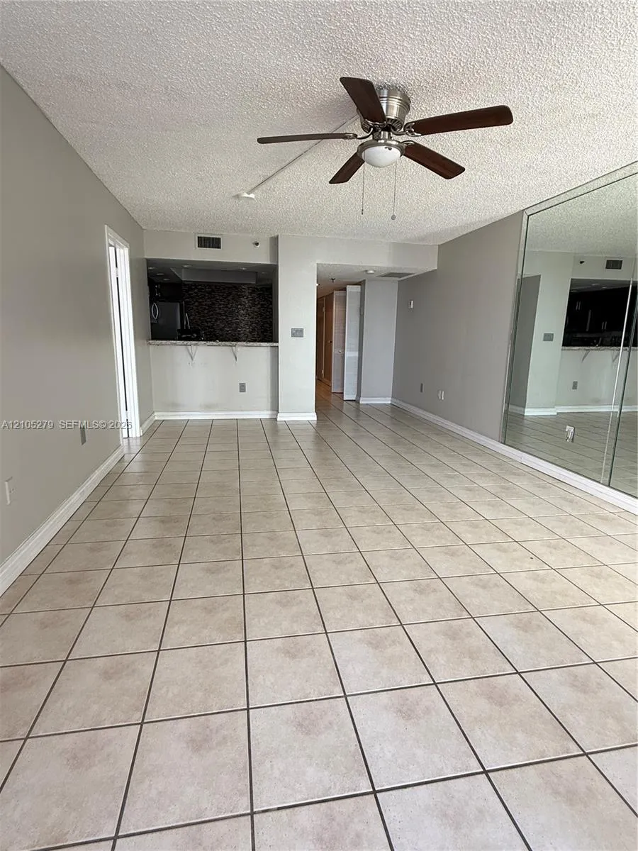555 NE 15th #25D