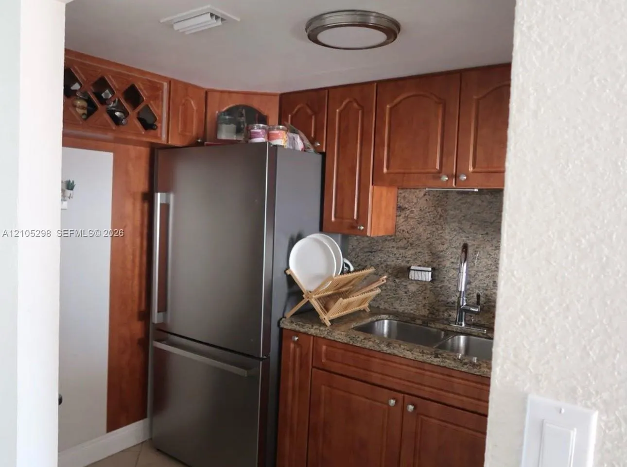 2201 W 52nd Street #102