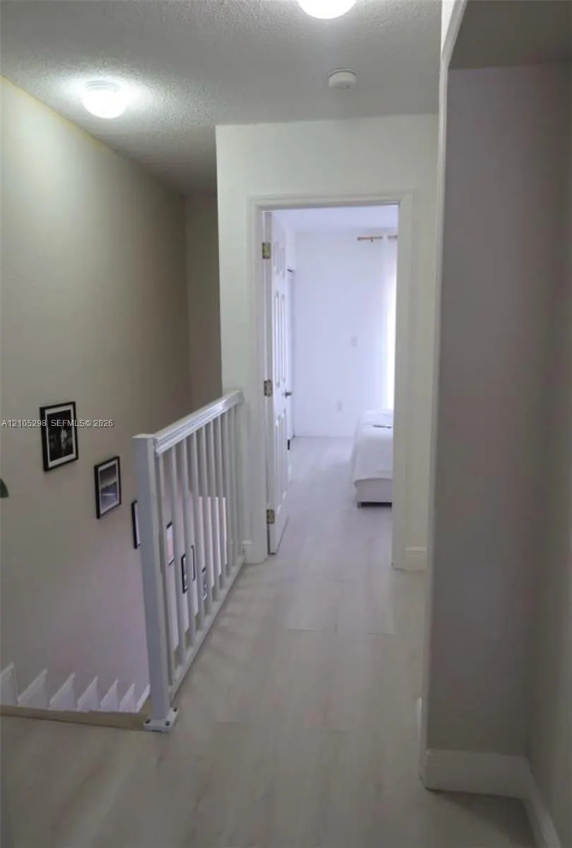 2201 W 52nd Street #102