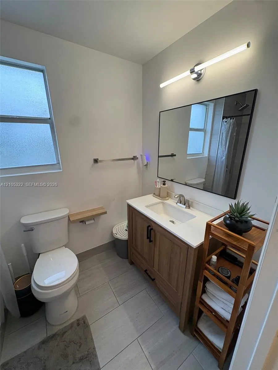 400 SW 2nd Street #307