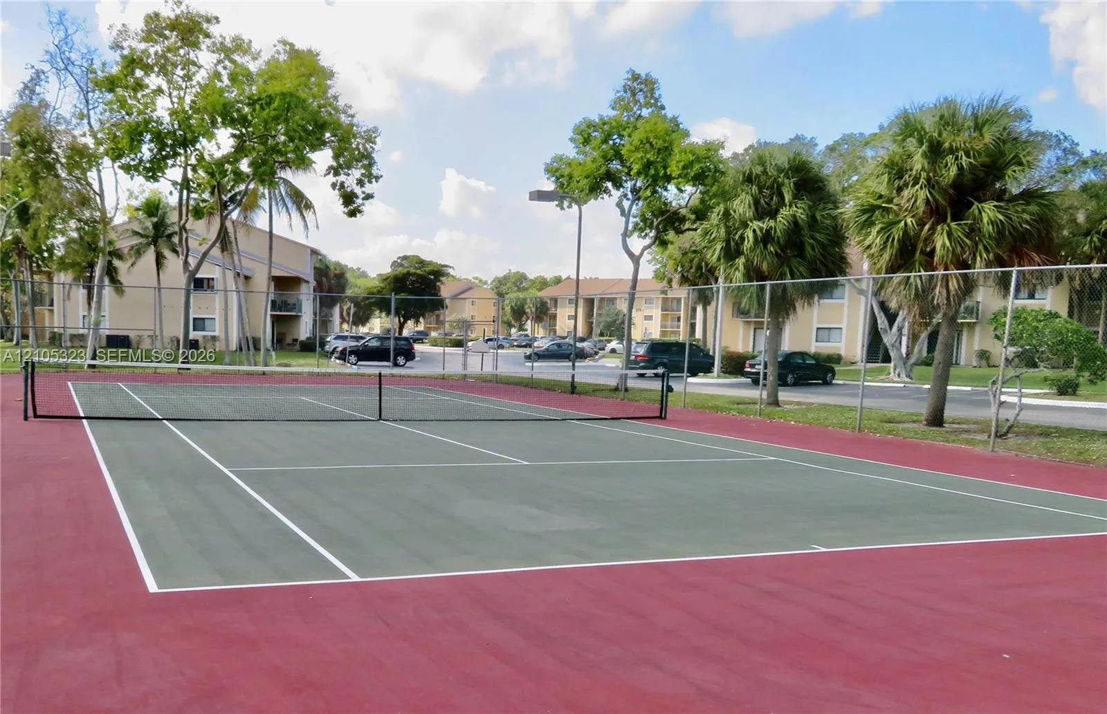 351 Palm Way #307