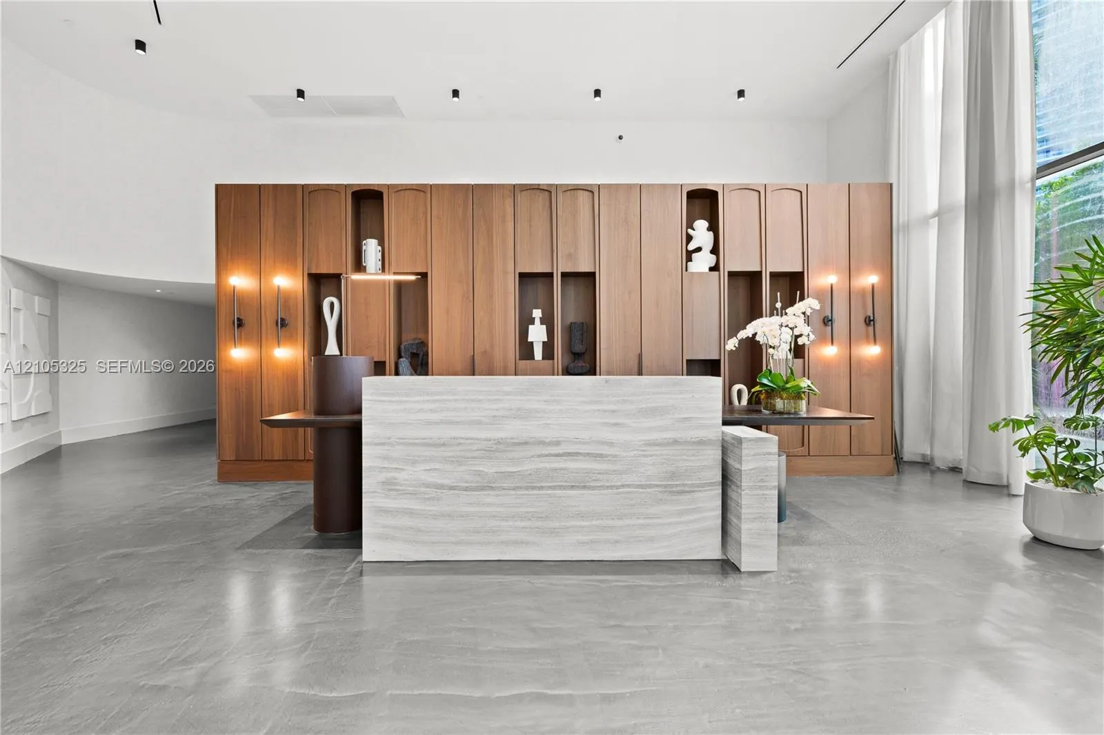 2200 Brickell Avenue #422
