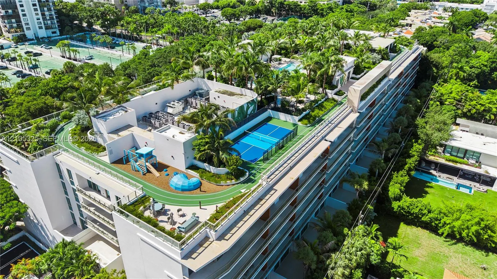 2200 Brickell Avenue #422