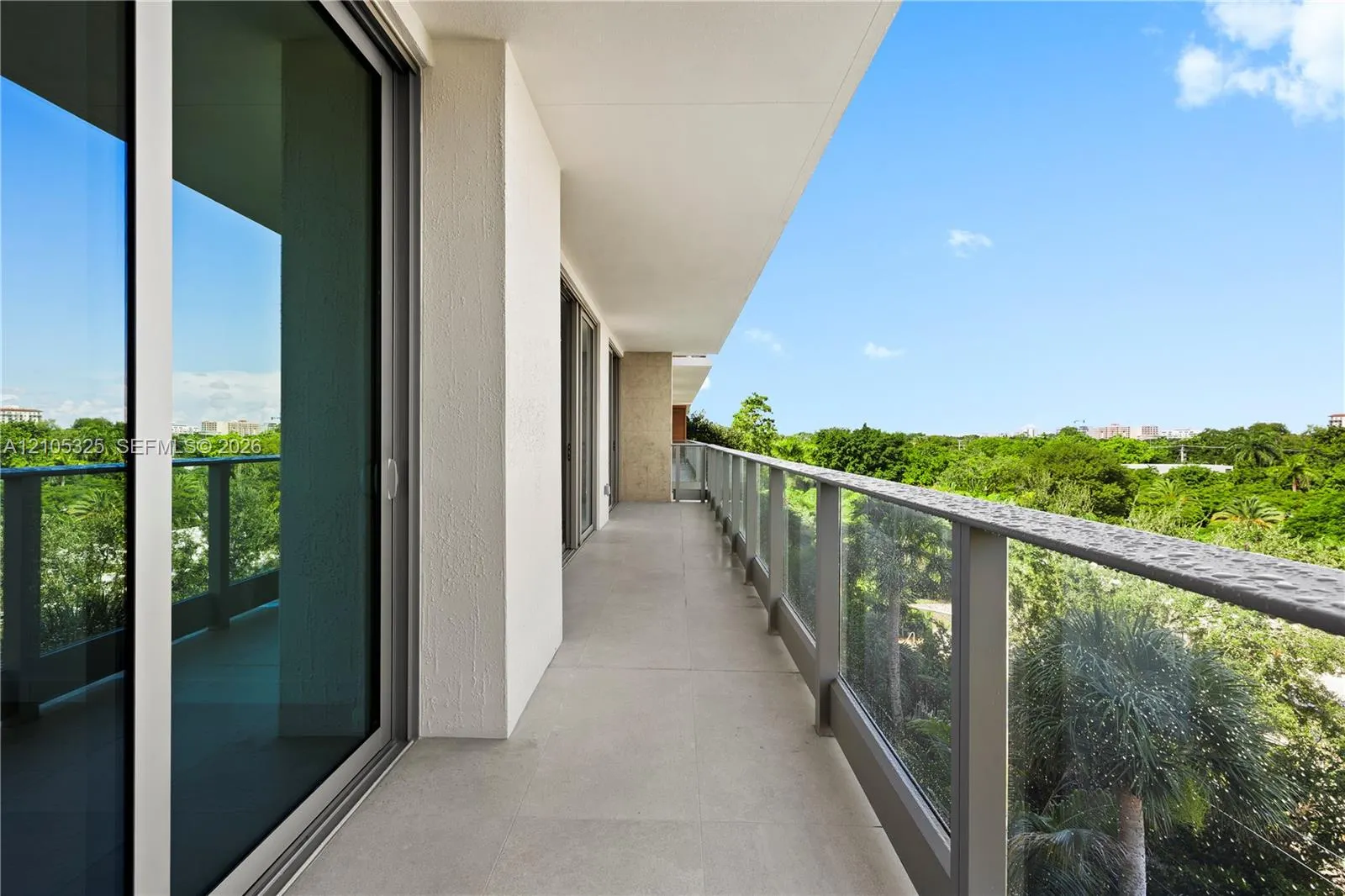 2200 Brickell Avenue #422