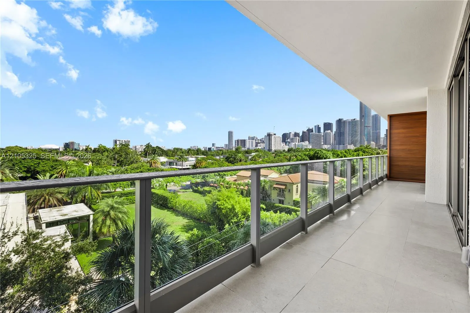 2200 Brickell Avenue #422
