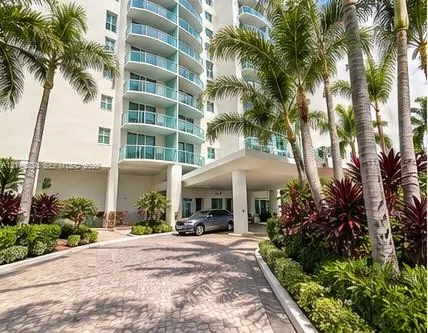 3901 S Ocean Drive #15F