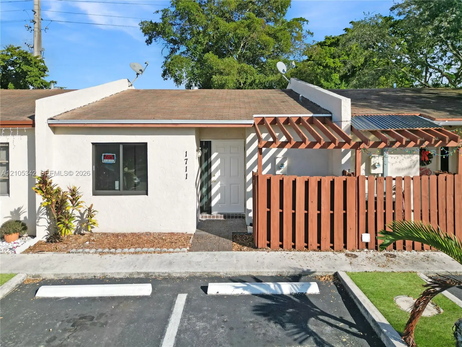 1711 NW 92nd Avenue