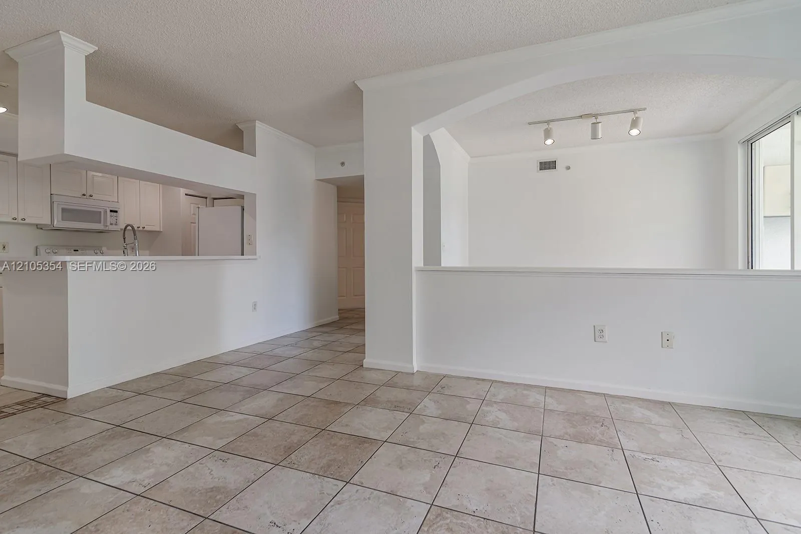 17125 N Bay Road #3307