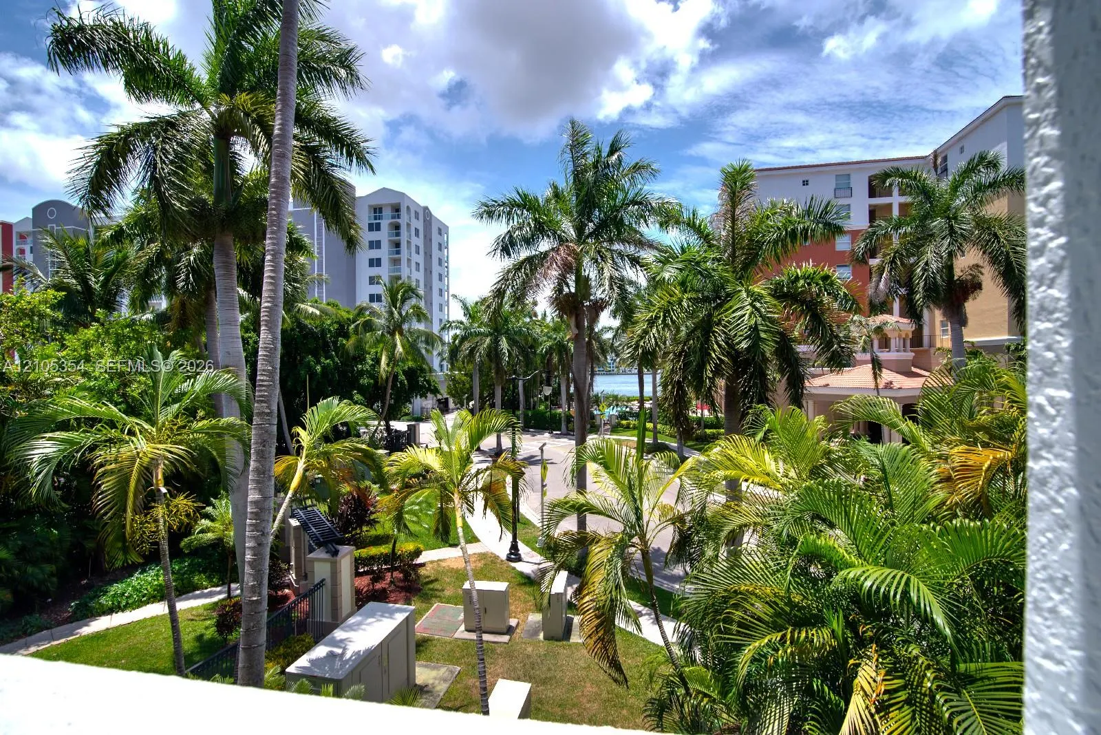 17125 N Bay Road #3307