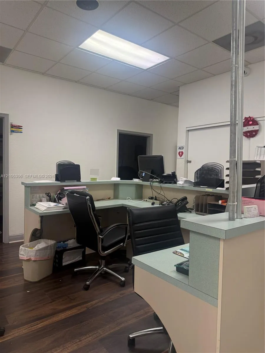 10300-10308 W Sample Road