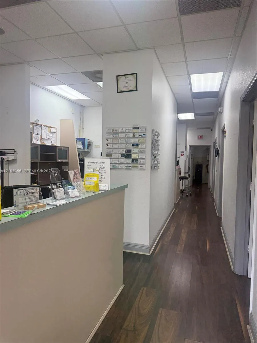 10300-10308 W Sample Road