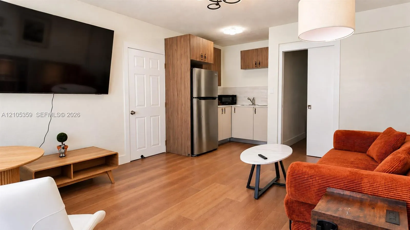 951 Jefferson Avenue #3