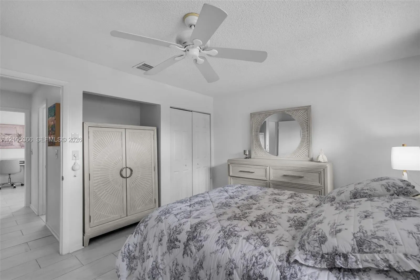 450 SE 7th Street #261