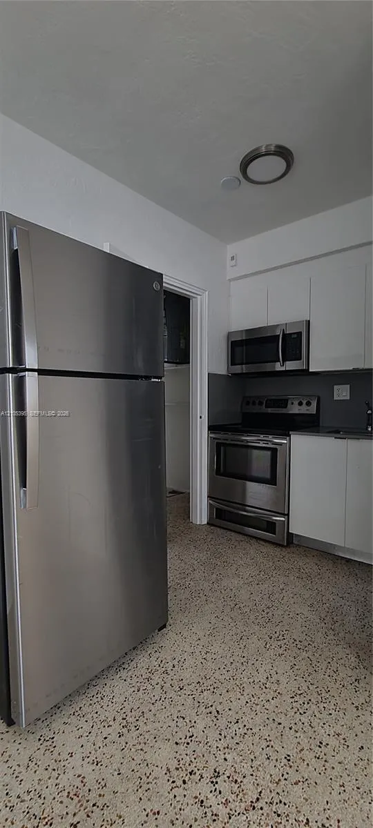 350 SW 15th Road #6