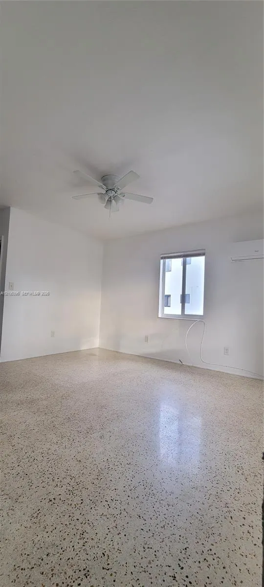 350 SW 15th Road #6