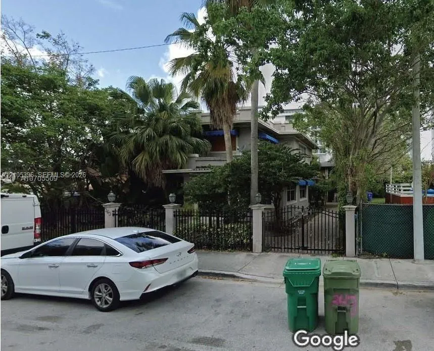 343 NE 25th Street #Upper