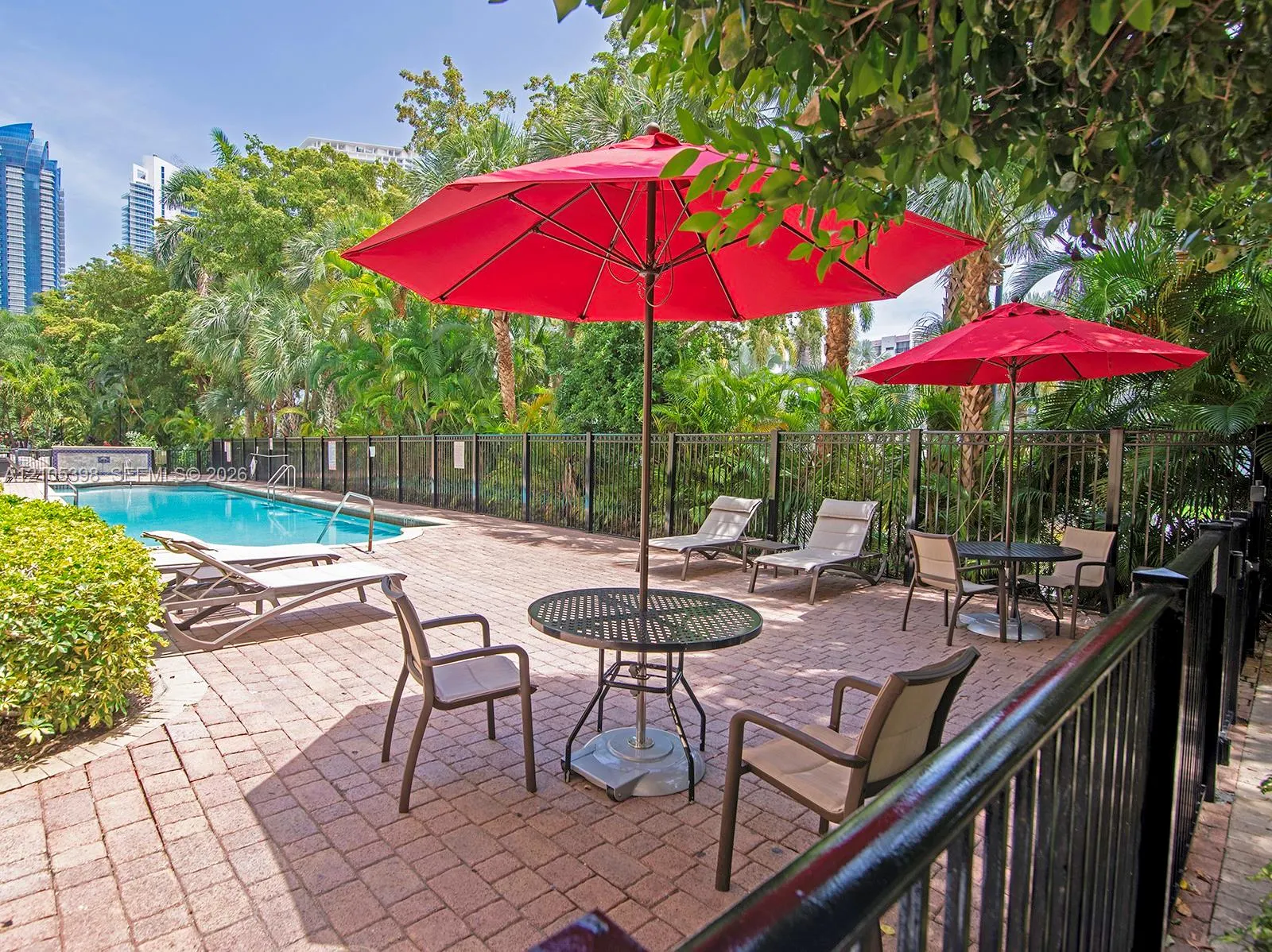 17125 N Bay Road #3307