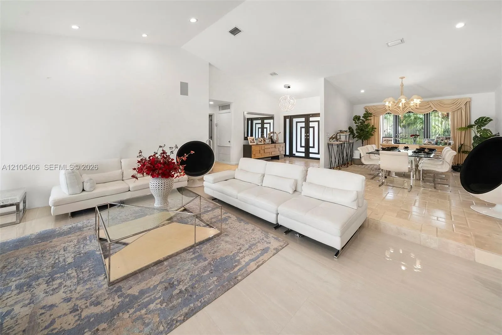 407 Sunset Drive