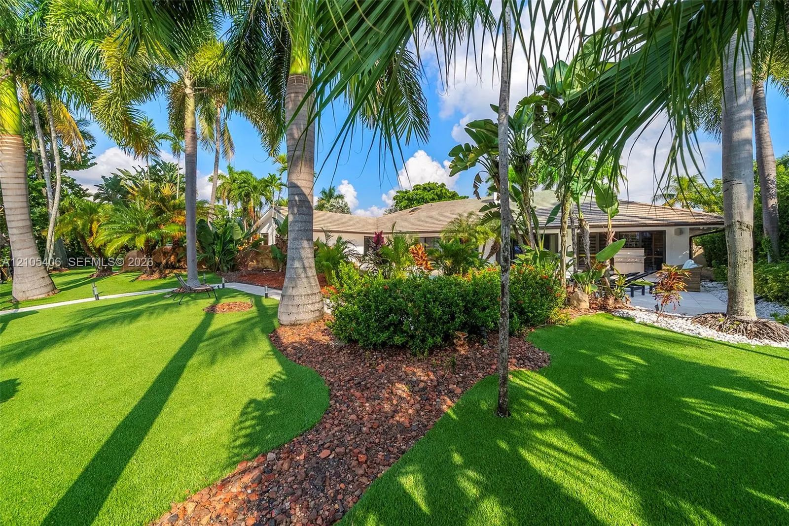 407 Sunset Drive