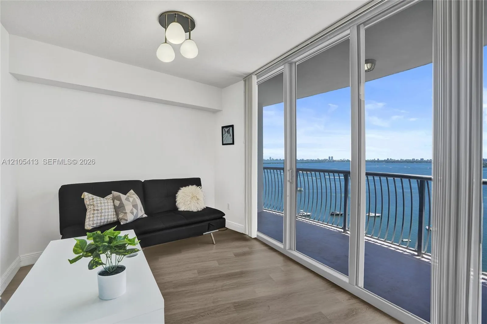 1750 N Bayshore Drive #2202