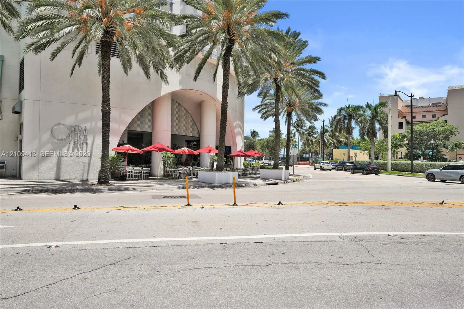 1750 N Bayshore Drive #2202