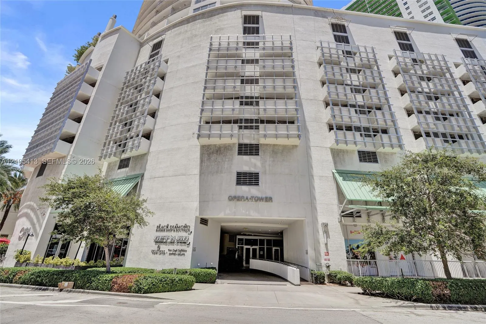 1750 N Bayshore Drive #2202