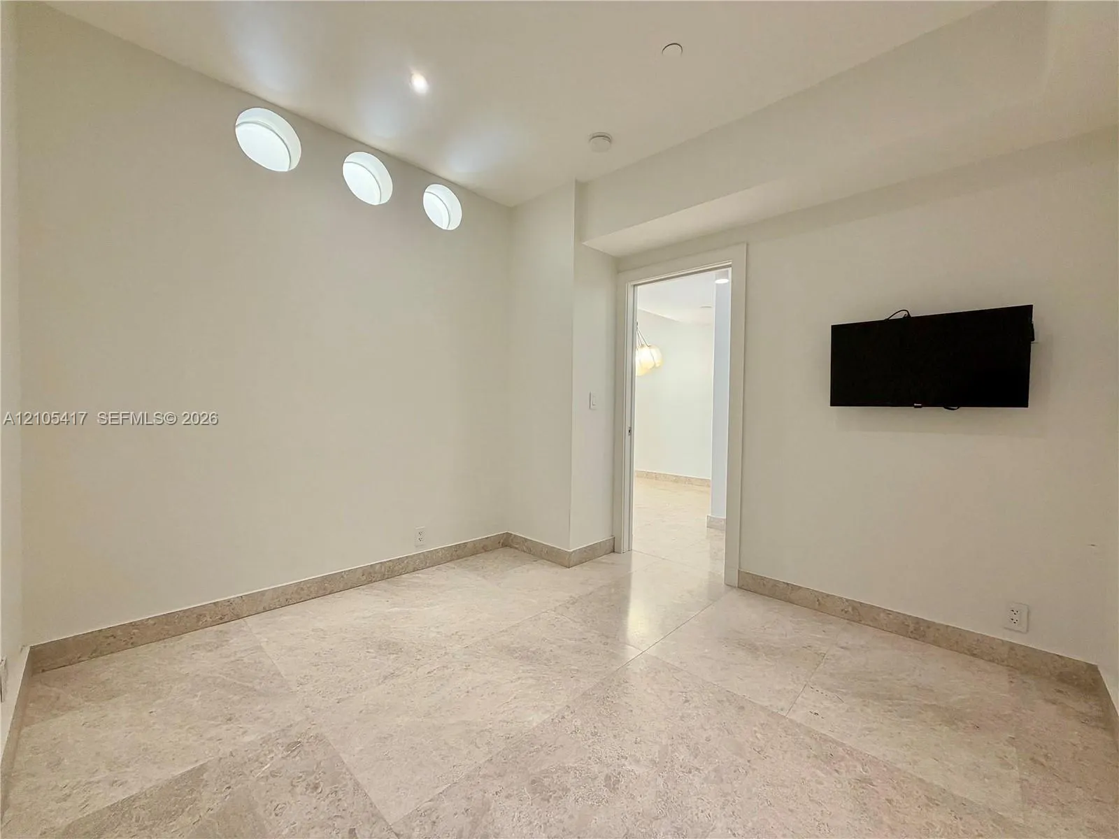 201 Crandon Boulevard #605